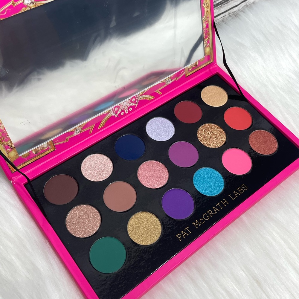 Pat McGrath Labs: Mothership Mega Celestial Nirvana Palette - New
